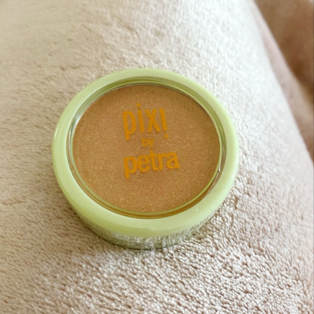 Pixi Glow-y Powder